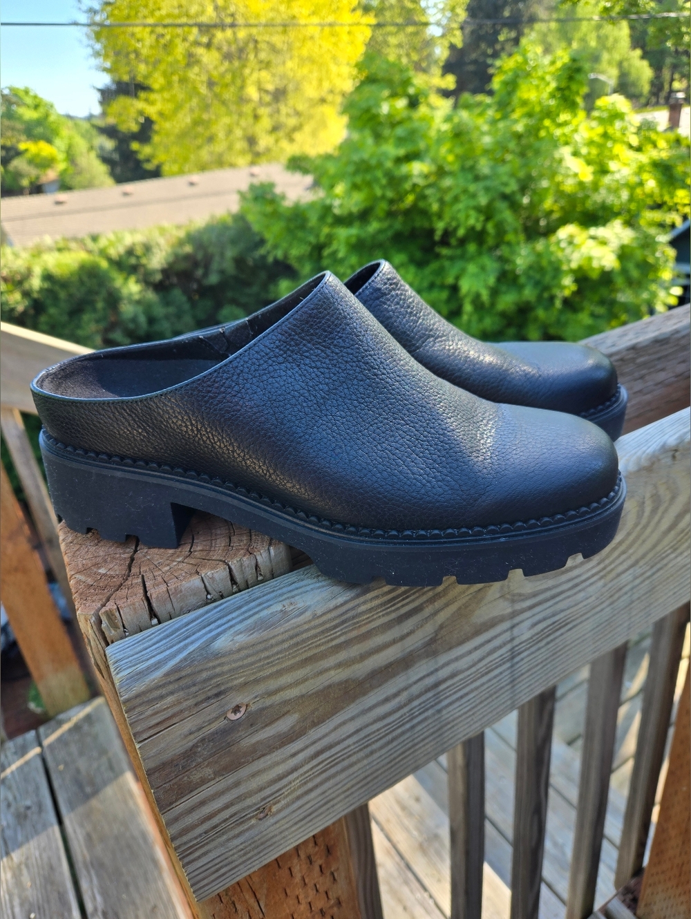 Vionic Fairfax Black Slip-on Loafers - 7